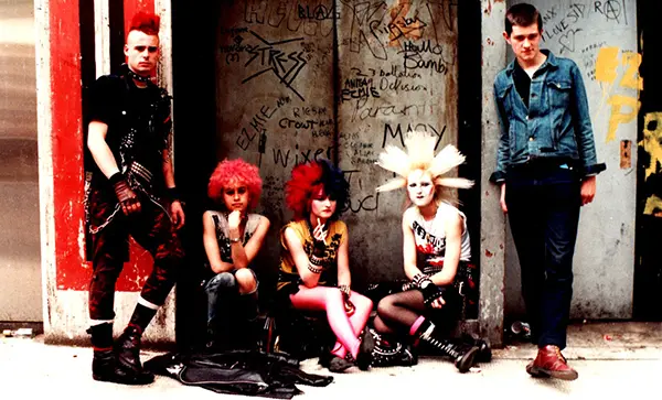Phong Cách Punk Là Gì?