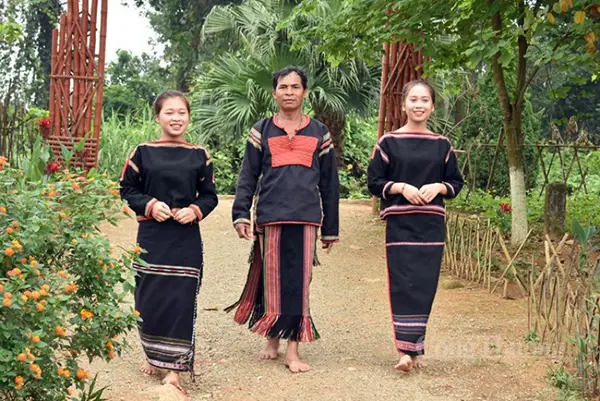 Dân tộc Ê đê