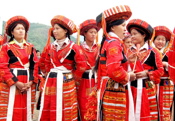 Dân tộc Pà Thẻn