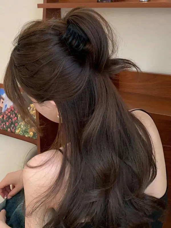 Tóc ngang bầu