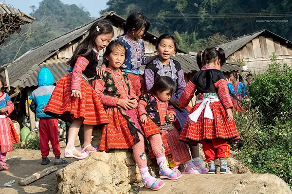 Trang Phục Dân Tộc H'Mông