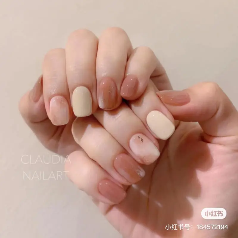 Mẫu nail đẹp thanh lịch cho học sinh, sinh viên