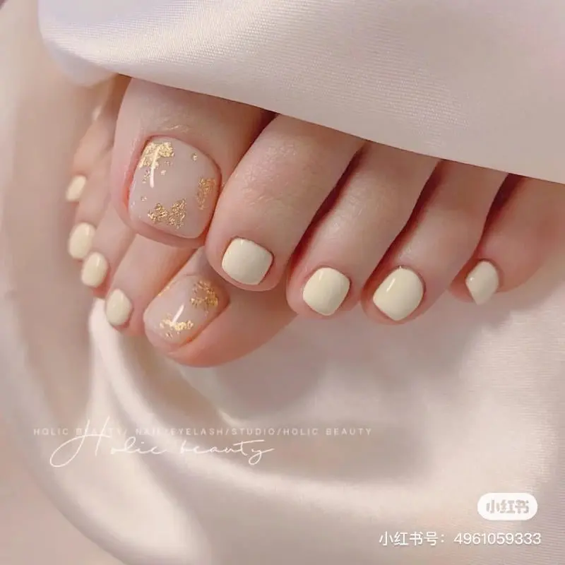 Những mẫu nail chân thanh lịch