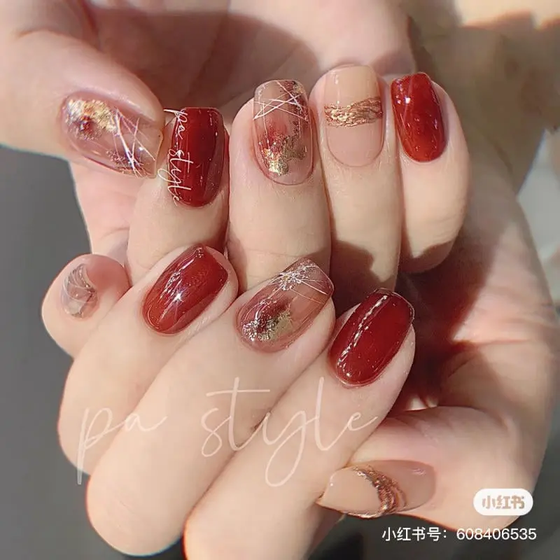 Mẫu móng tay đẹp nhẹ nhàng màu đỏ