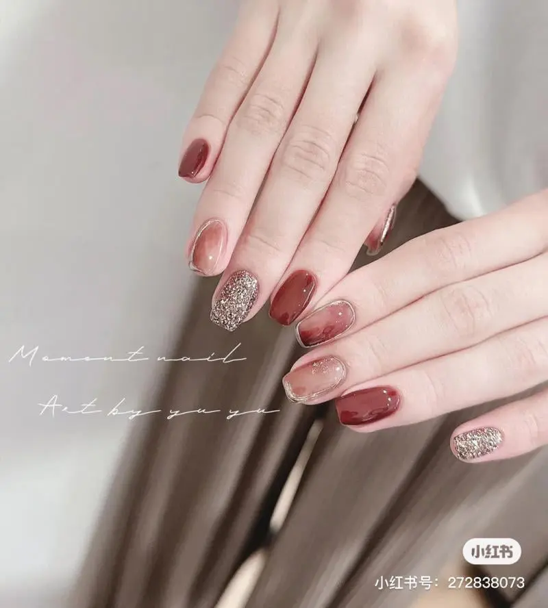 Mẫu móng tay đẹp nhẹ nhàng màu đỏ