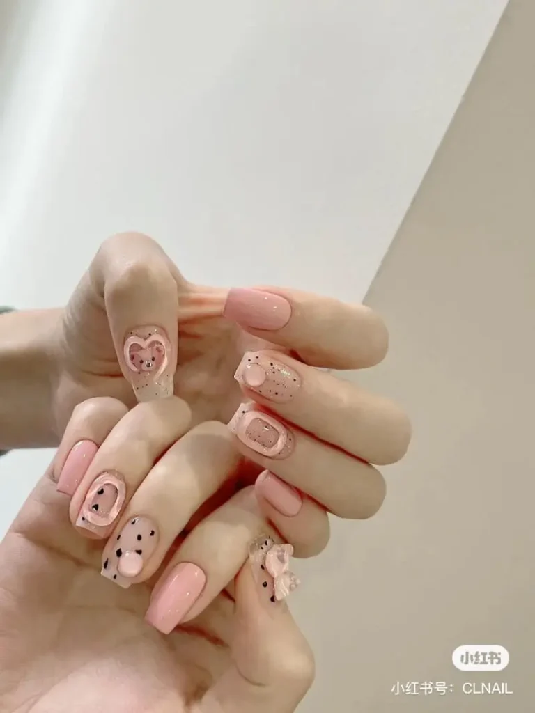 Mẫu nail tay xinh xắn màu hồng