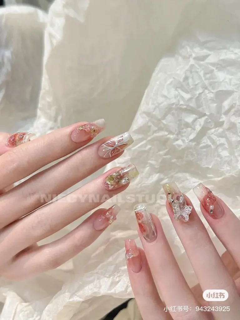 Mẫu nail đơn giản cho các quý cô văn phòng