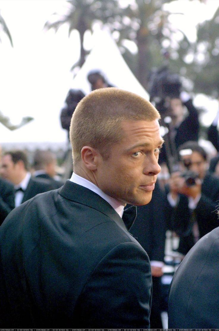 Tóc đầu đinh fade gọn gàng