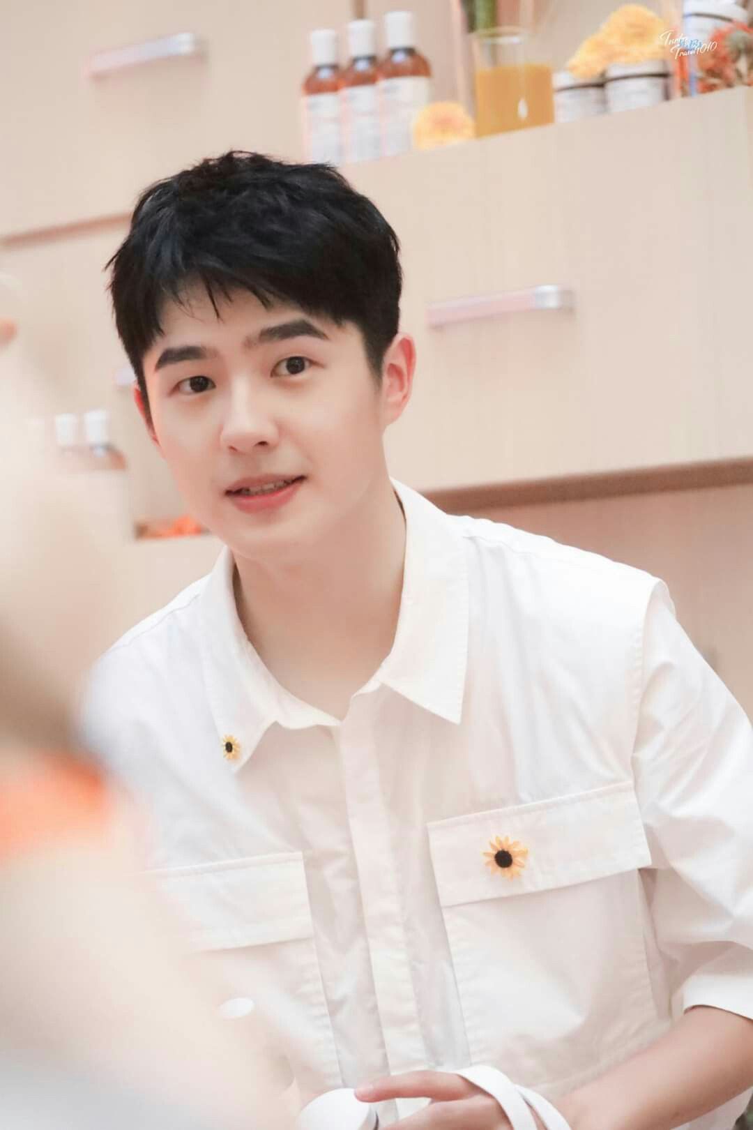 Mẫu tóc layer nam tỉa gọn phù hợp mặt tròn