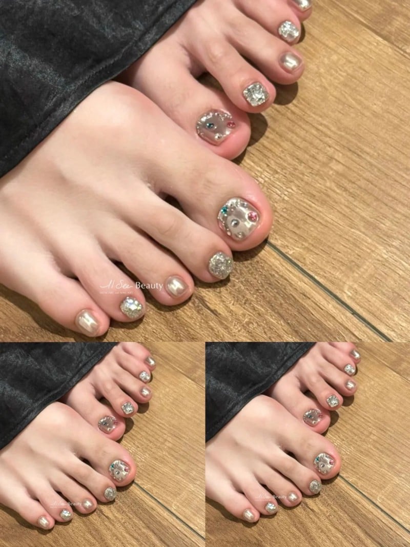 Mẫu móng chân đính đá nhỏ tinh tế