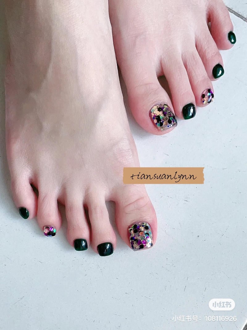 Mẫu móng chân đẹp 24