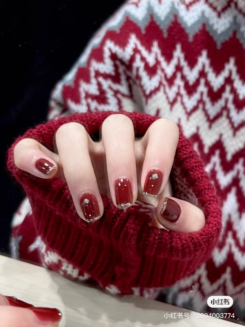 Mẫu sơn móng tay cho da ngăm 1