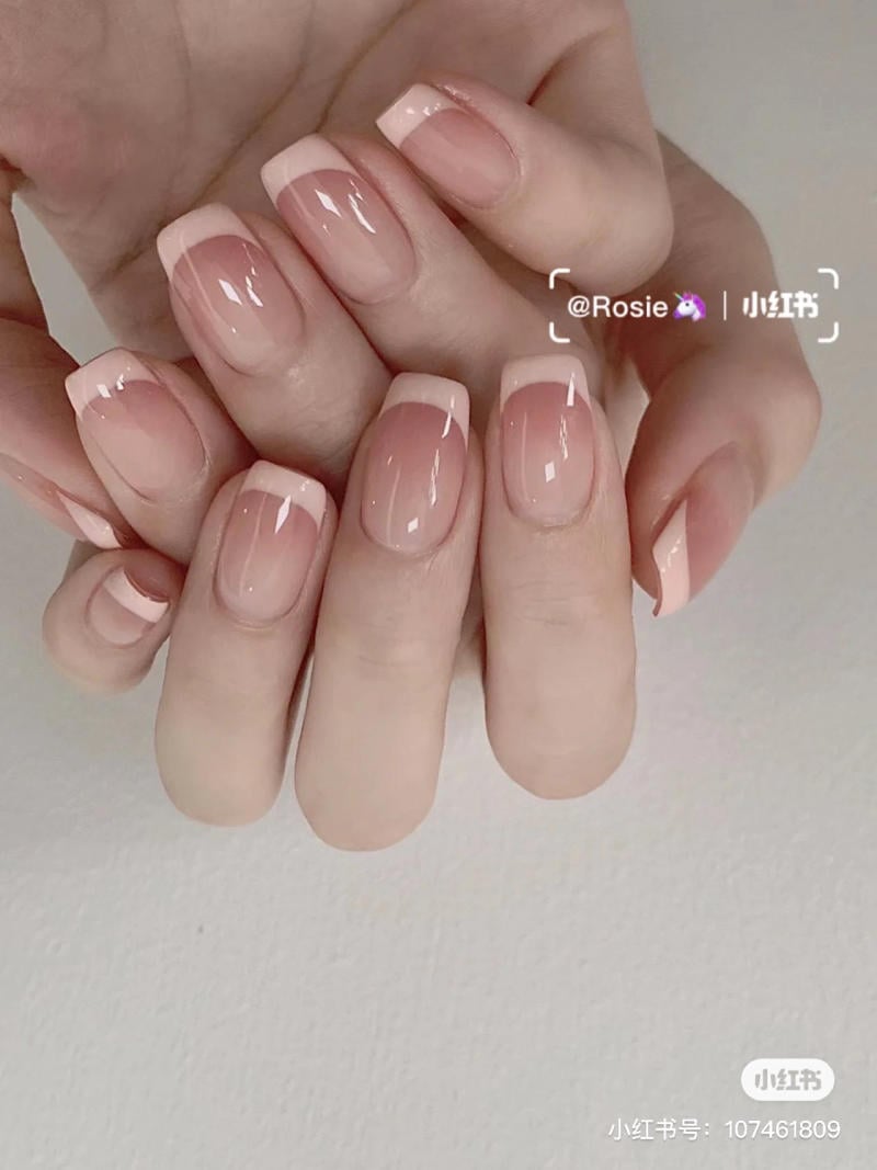 Mẫu sơn móng tay cho da ngăm 7