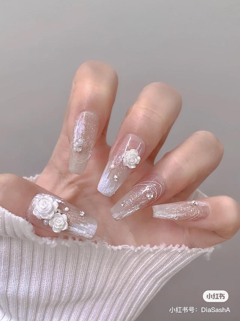 Mẫu sơn móng tay cho da ngăm 14