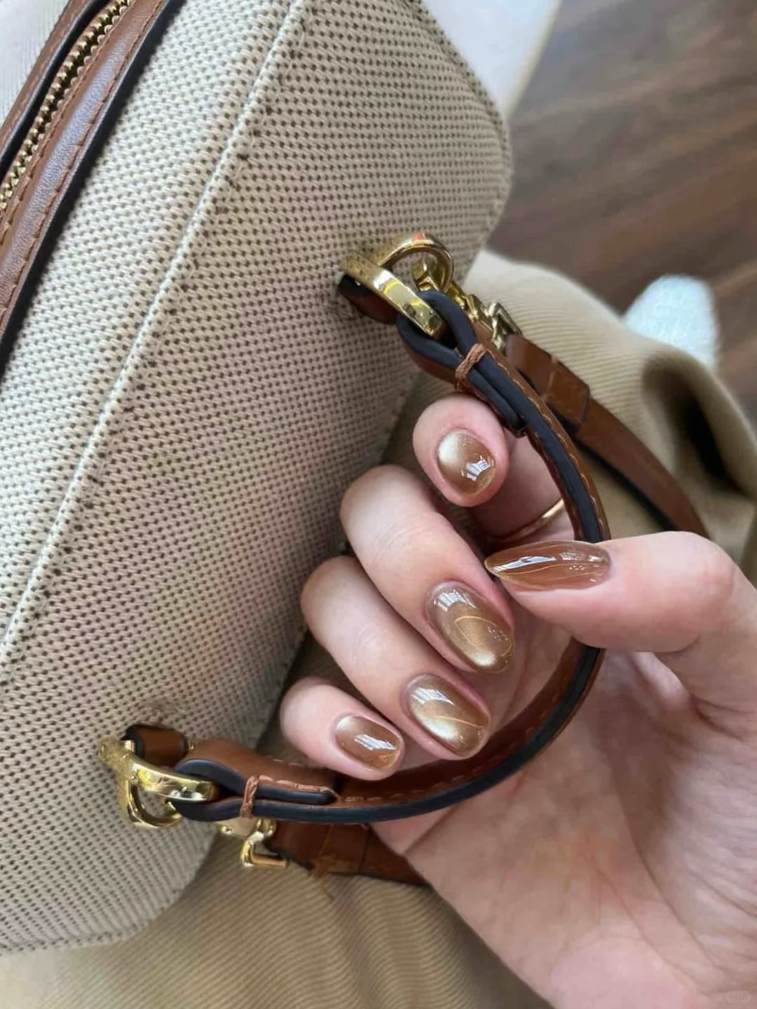 Mẫu nail mắt mèo đẹp