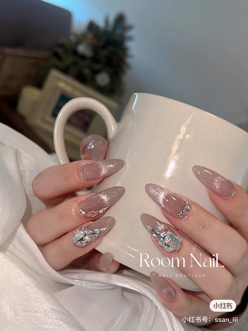 Mẫu nail mắt mèo đẹp