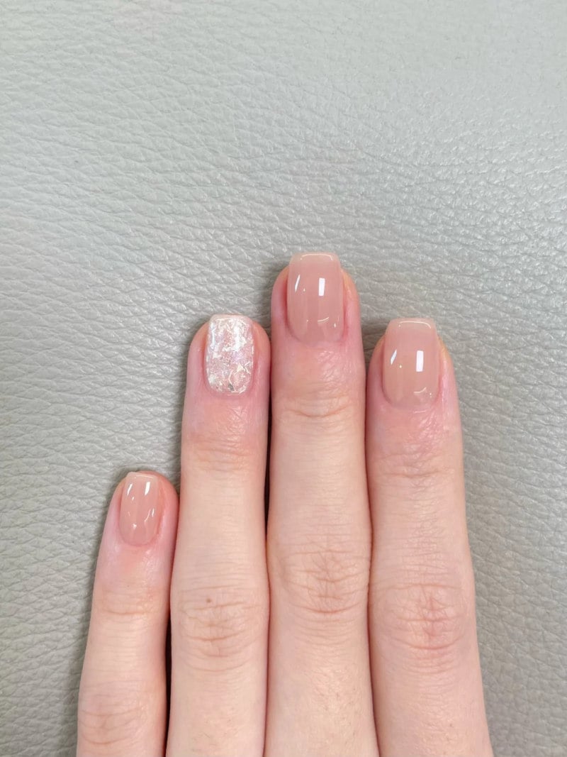 Mẫu nail màu hồng thạch basic trong veo